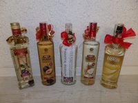 Adventní láhev alkoholu. Výroba narozeninových a vánočních dárků pro seniory.Ostrava, Střední 4