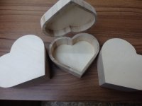 Truhlička dřevo ve tvaru srdce 13 x 15 x 6 cm Ostrava, Střední 4